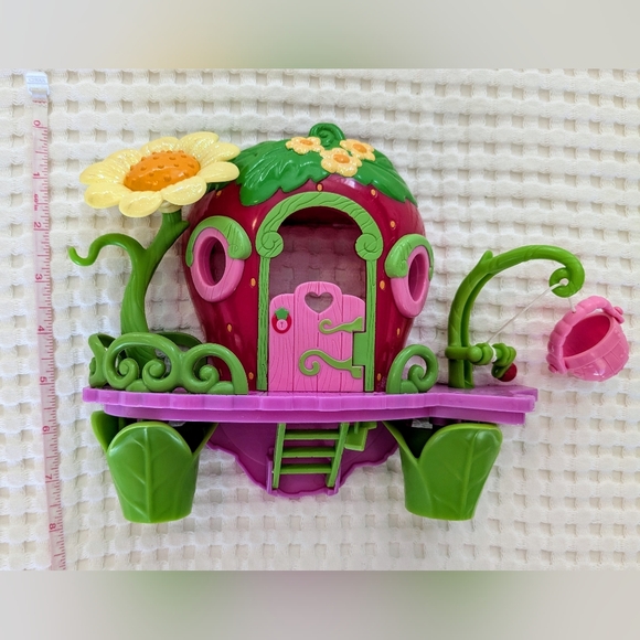 Strawberry Shortcake Berry Bitty Clubhouse Playset Toy 2009 Incomplete - Picture 10 of 10